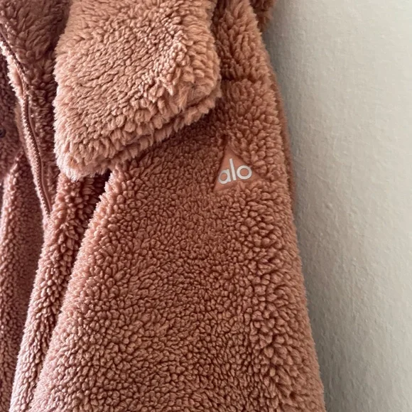 Alo Yoga Norte Sherpa Oversized Jacket Size Small - Picture 5 of 16